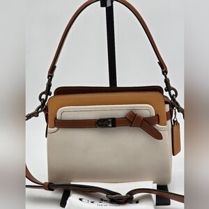Coach 1941 Glovetanned Leather Tate Carryall In Colorblock